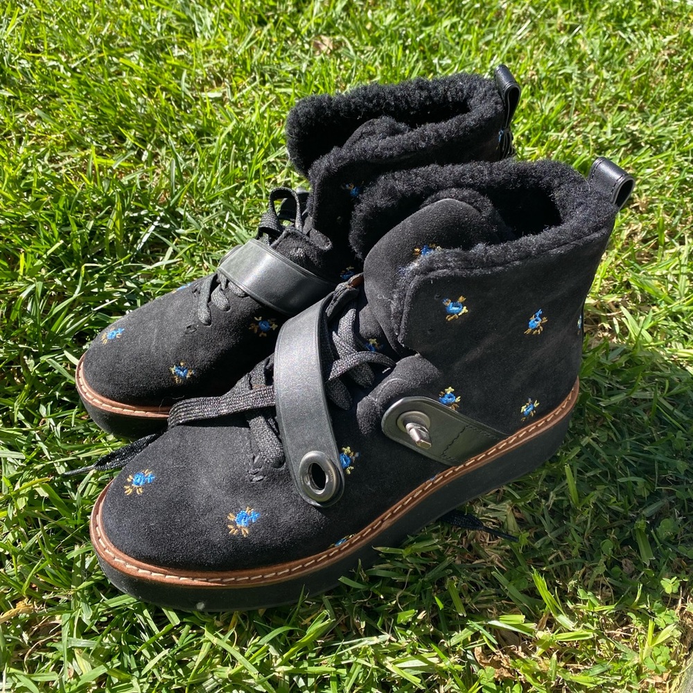 Women’s COACH boots